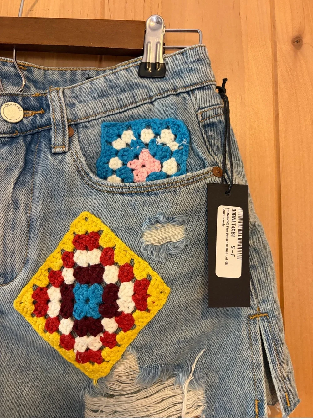BLANK NYC The Barrow Vintage High Rise Denim Cut Off Shorts Crochet Sz 25 NWT